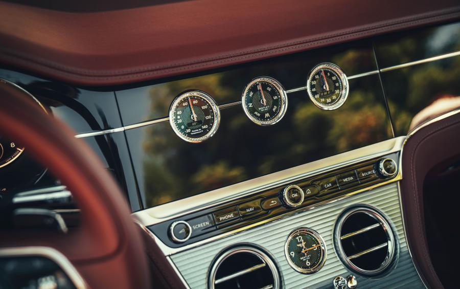 Детали интерьера Bentley Continental GT V8 Convertible 2019 года  (NA) (фото 23 из 40)